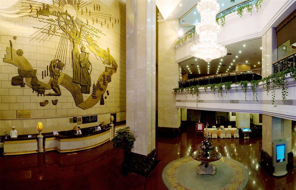 Golden Port Hotel Ningbo Exteriör bild
